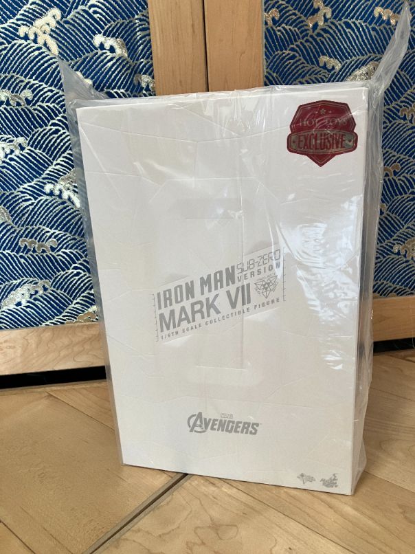 ホットトイズ MMS329『アベンジャーズ』アイアンマン・マーク7(サブゼロ版 )
