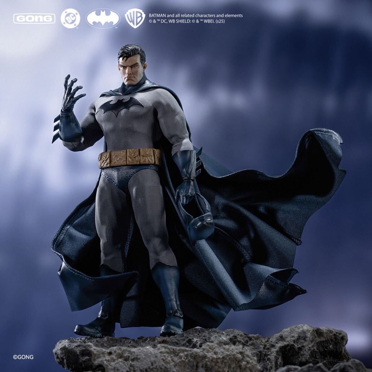 gong バットマン ハッシュ ポップマート DC Batman Hush Collectible Action Figure - POP MART (United States)