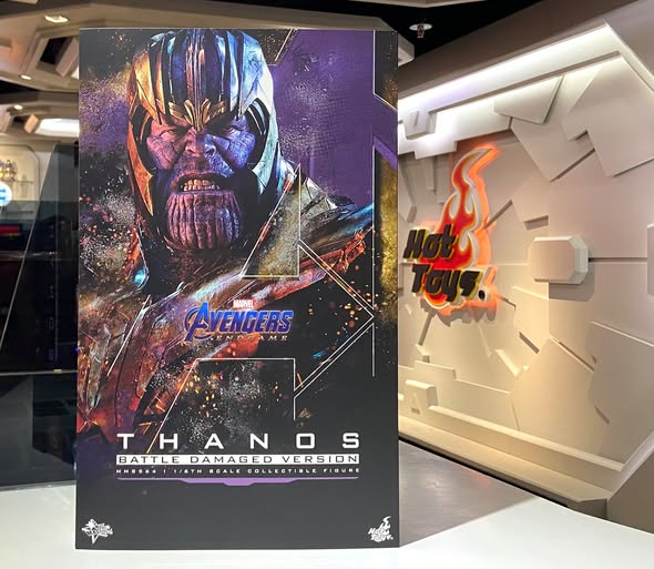 ホットトイズ MMS564 『アベンジャーズ/エンドゲーム』 サノス(バトルダメージ版)