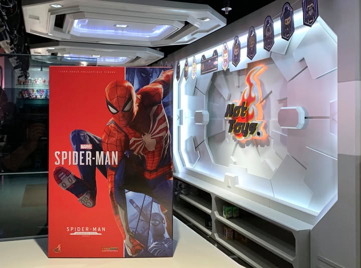 ホットトイズ VGM31『Marvel’s Spider-Man』スパイダーマン(アドバンスド・スーツ版)