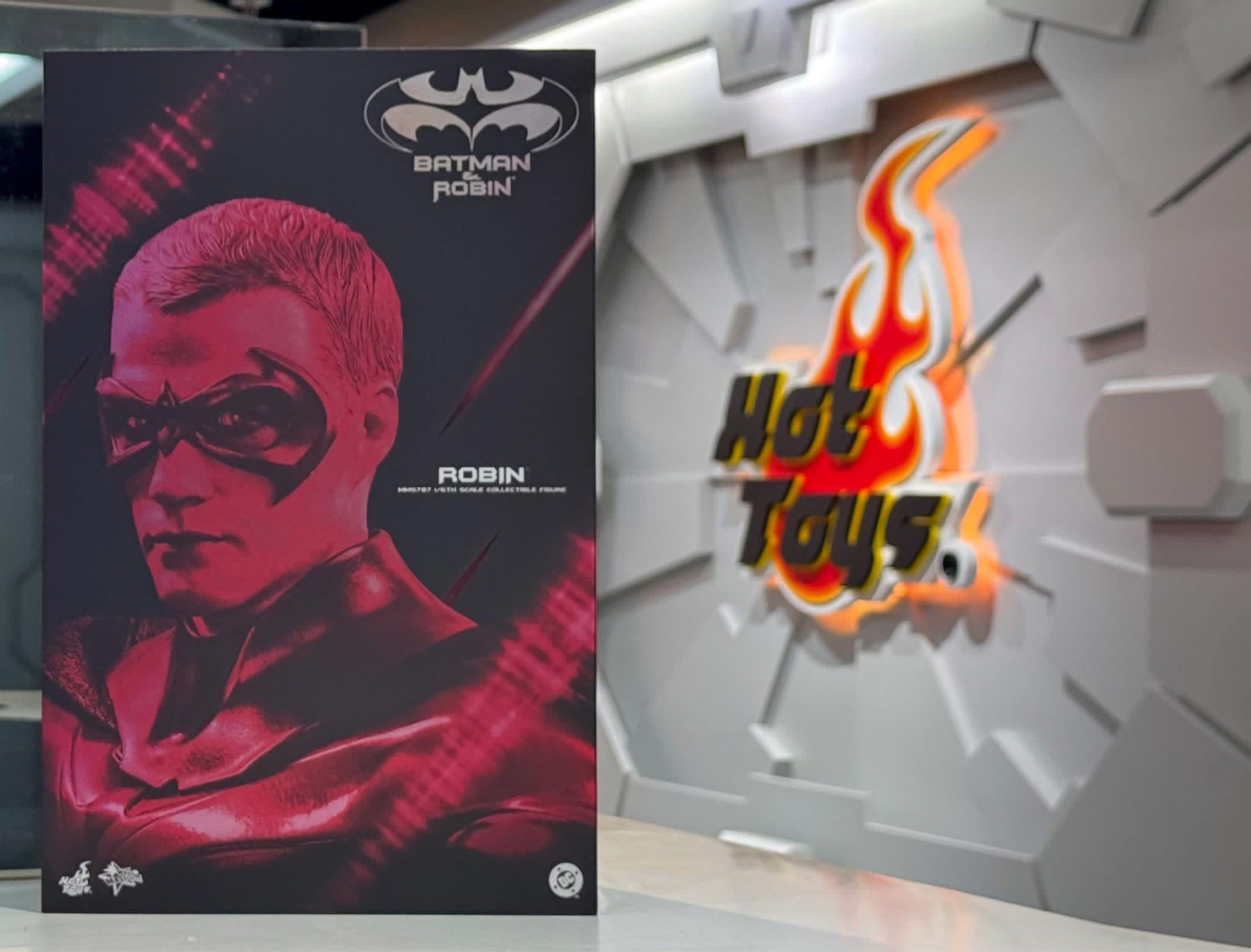 ホットトイズ MMS787 『バットマン & ロビン Mr.フリーズの逆襲