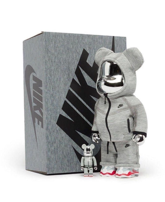 BE@RBRICK NIKE TECH FLEECE N98 100％ & 400％