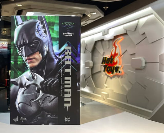 ホットトイズ mms593 バットマン フォーエヴァー ソナー・スーツ版