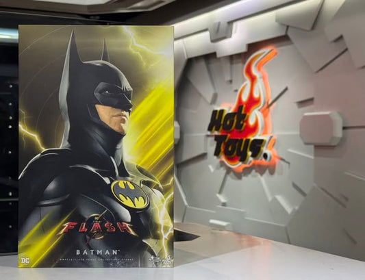ホットトイズ MMS712『ザ・フラッシュ』バットマン（モダンスーツ）　１/6 フィギュア