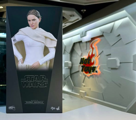 ホットトイズ MMS678 『スター・ウォーズ　エピソード２／クローンの攻撃』 パドメ・アミダラ