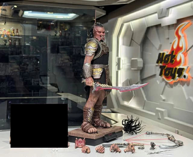 ホットトイズ MMS849『プレデター：バッドランド』 デク – ブラザーズ